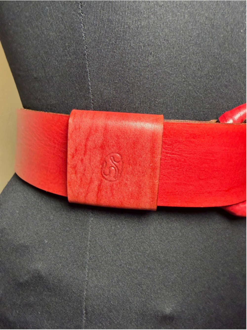 Italian Artisan Red Leather Statement Belt – Handmade Luxury Fits Small to XL - Picture 2 of 10